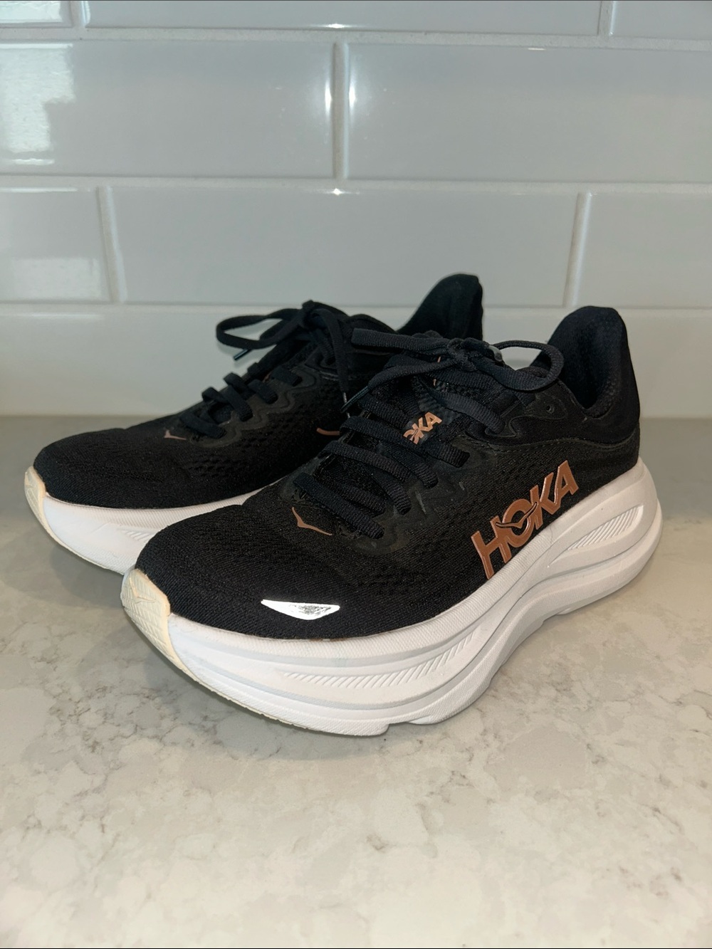 HOKA Bondi 9 size 6B black sneakers women’s
